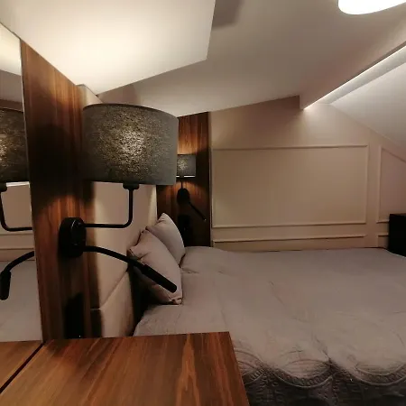 Krakow Central Apartments